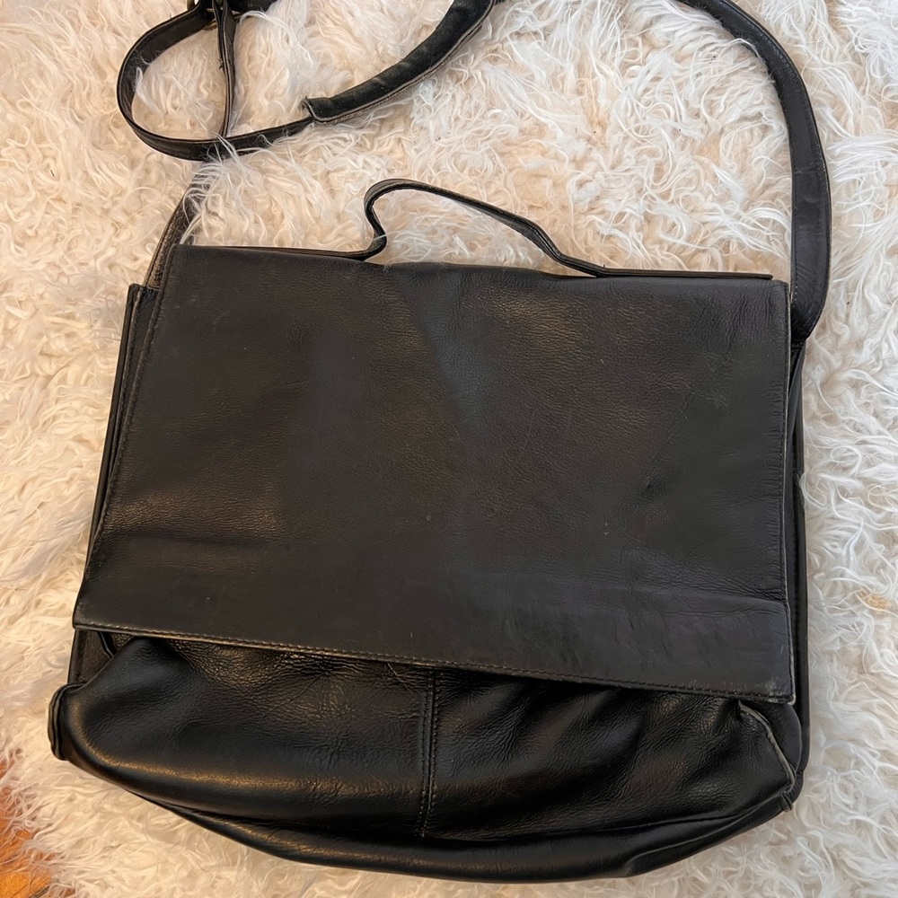 Boulder Ridge vintage leather messenger computer lap top travel bag